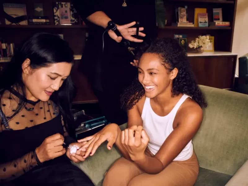 Gel, Dip, or Acrylic: How to Choose the Right Nail Service for Your Lifestyle