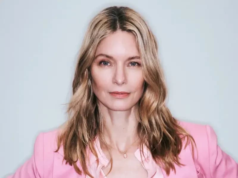 Secrets to a Long-Lasting Blowout: Keep Your Hair Smooth for Days